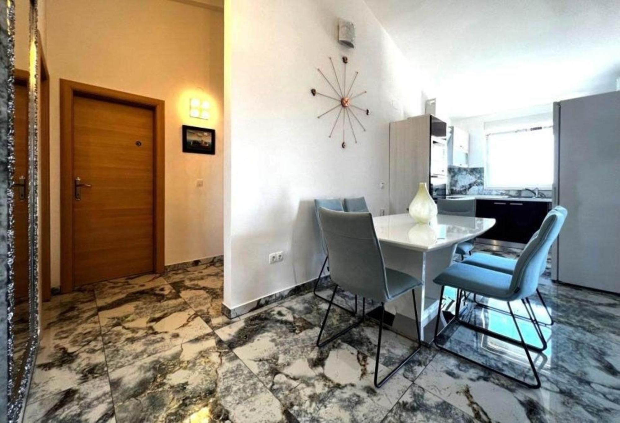 Komfortabeles Apartment Im Sueden Von Ciovo Traù Esterno foto